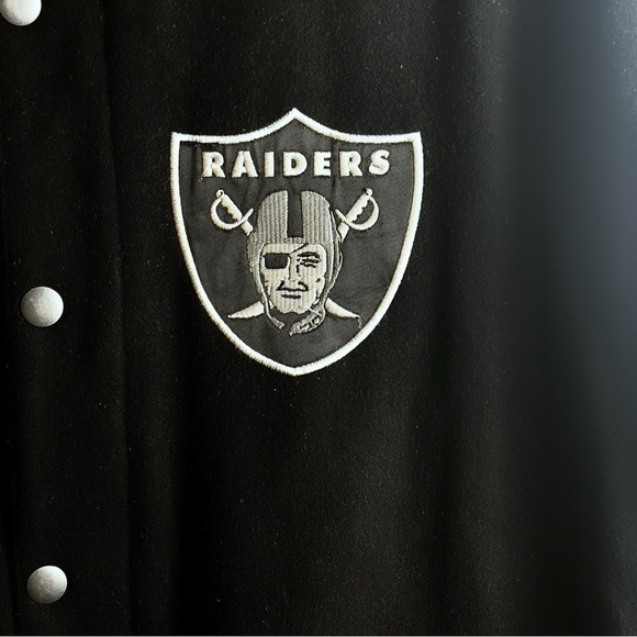 Vintage Raiders NFL GIII Commemorative Super Bowl Championship Jacket XL - Picture 3 of 7